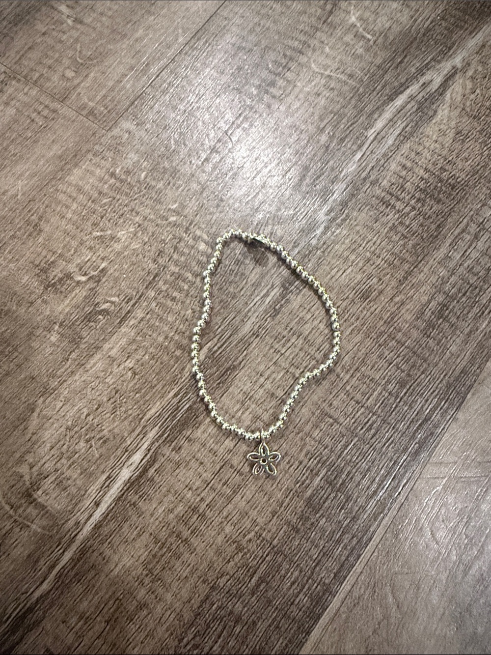 Delicate Gold Flower Pendant Beaded Bracelet - Women's Jewelry